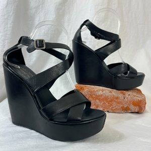 Kork -Ease high heel wedge sandal shoes black leather EUC Women’s size 8
